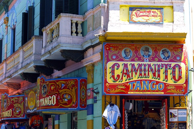 caminito-coloured-house