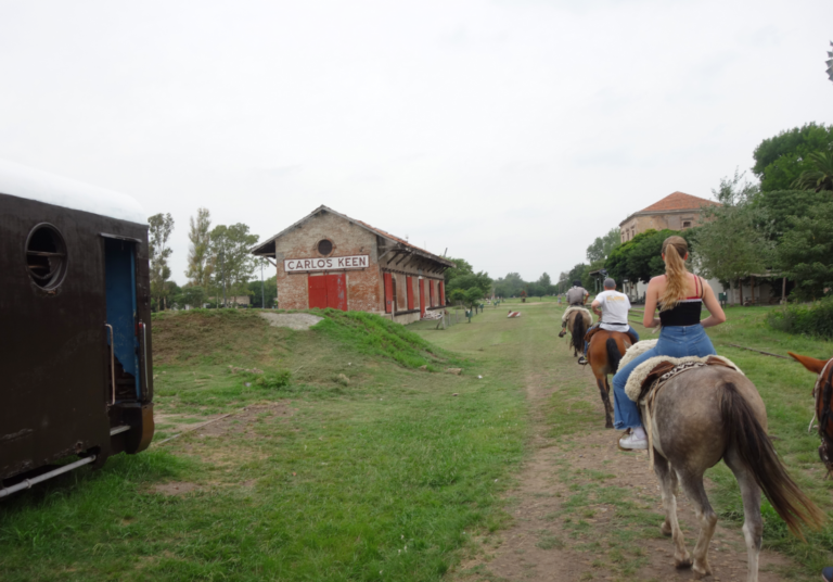 Day trip horse riding experience near buenos aires